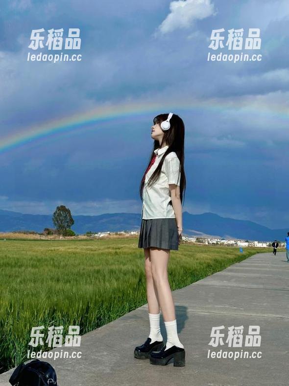 来155.fun的黑料入口，求你别跟我分享那些正经事！