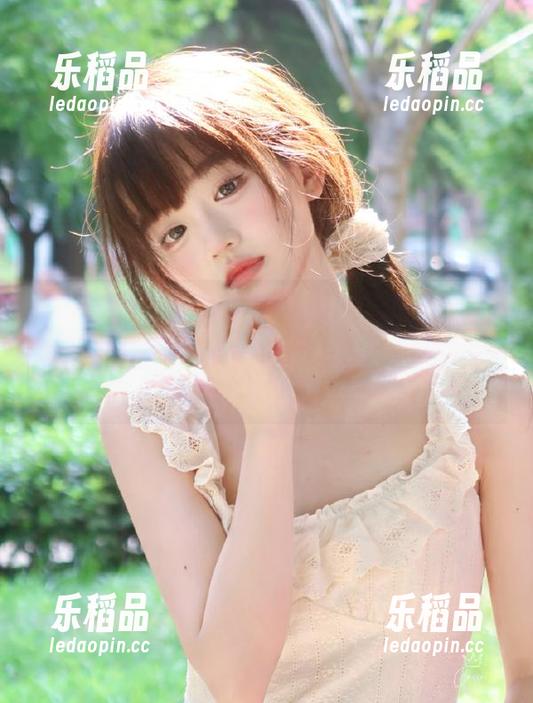 “www.17”上一位网友说她的爱情像是“永久”保存的八卦，万物复苏吧！
