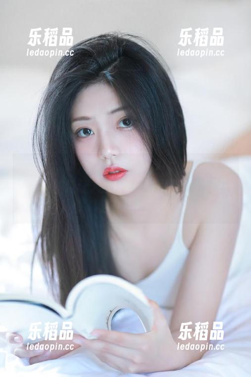 探秘www.51cg.fun入口，里面的瓜让人目不暇接，有时候要想一想，要不要上头呢？