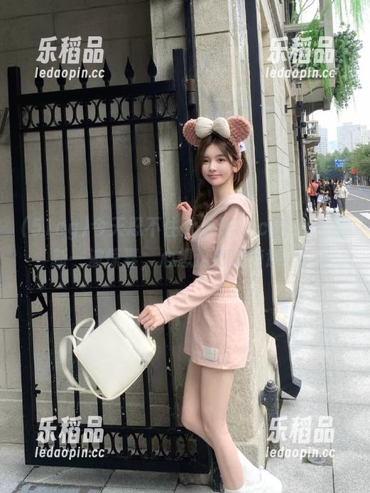 今天忍不住又点开51cgfun，更新一波惊喜，心想这可真有意思！