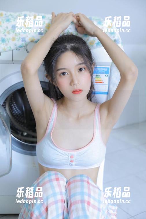 果然是51cg10的苹果版，逻辑不仅不靠谱，反而无意间成了我的新瑰宝！