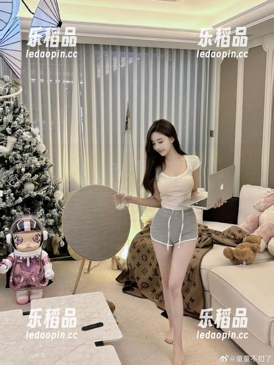 51吃瓜中心 吃瓜不花钱,绝对的“51吃瓜中心”,这让我感受到什么叫做“蔓延的愉悦”!