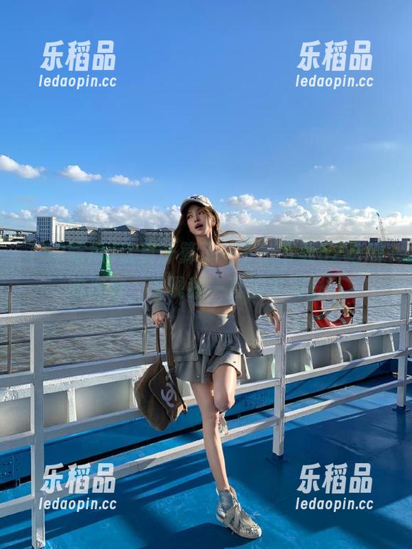 认真计算了一下，下载52吃瓜的次数，发现我一直被瓜刷屏！