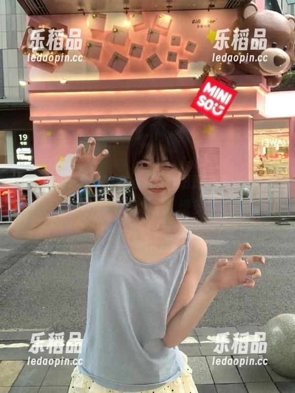 718.sx 在718.sx的首页蹭蹭热度,今天的爆料着实让人想多了…