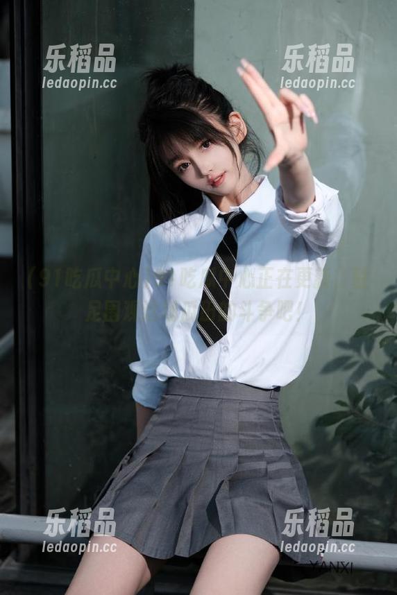 91吃瓜中心 91吃瓜中心正在更新,驻足围观这场瓜田的斗争吧!