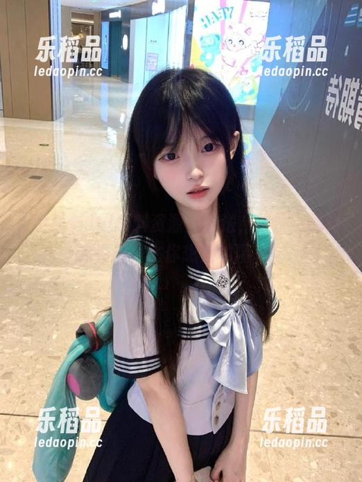 hl黑料 hl黑料资源大放送,这位小姐姐的资料可比你想象的精彩!