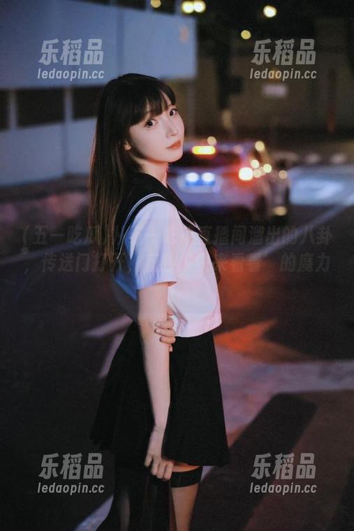 从五一吃瓜直播间溜出的八卦，传送门打开，有种‘快来看看’的魔力！