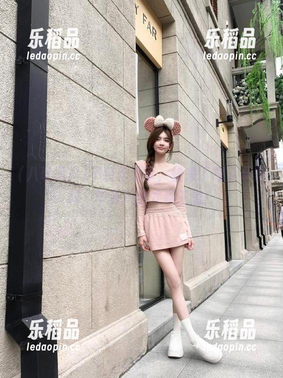 不装作没事，快来下载八哥黑料，毕竟八卦才是王道！