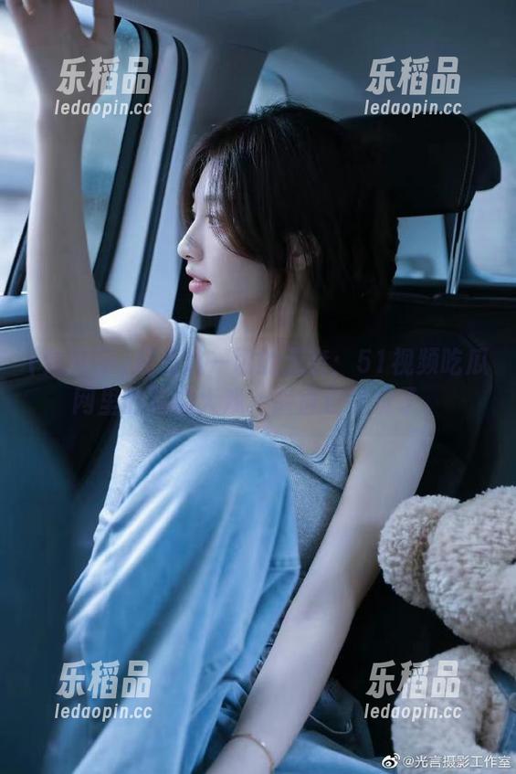 观看这一切的无奈：51视频吃瓜网里的狗血大戏，简直没完没了。