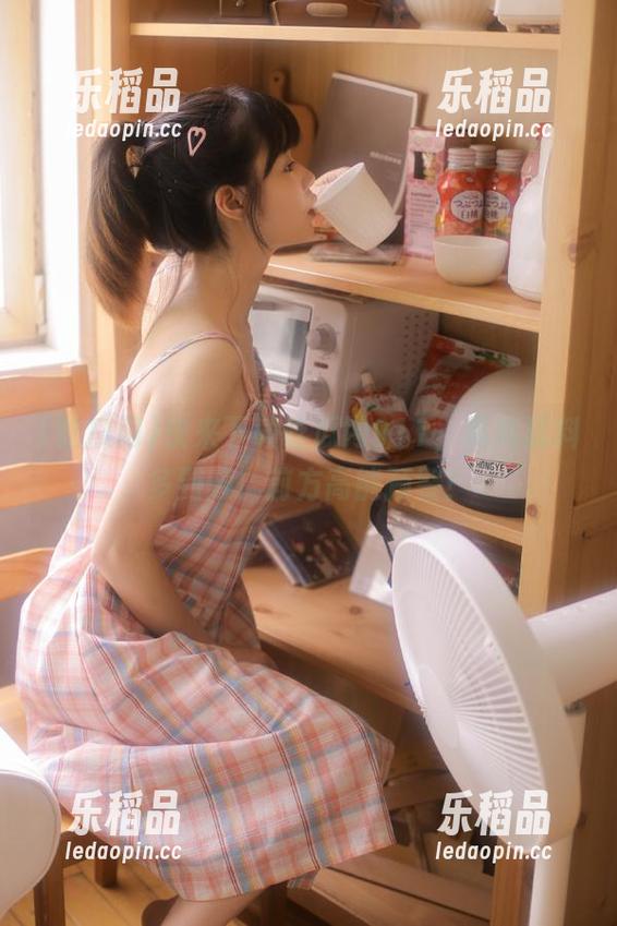 快来下载吃瓜网911，黑料猛料多到爆！前方高能预警！