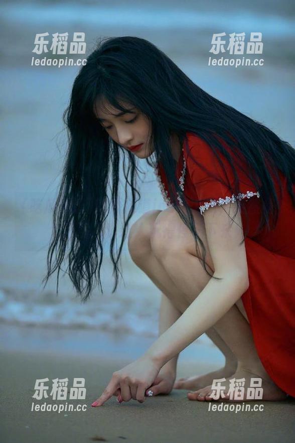 吃瓜频道ios新上线，果然是个黑洞，真让人玩得停不下来！