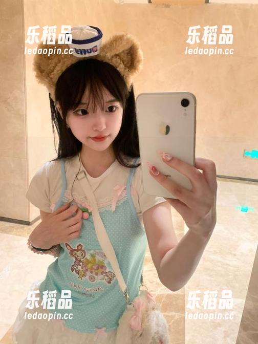 下载cgg吃瓜黑料网，今天你吃瓜了吗？不慌，我们有十分钟黑料解读！
