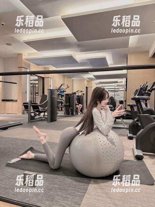 在线吃瓜网 咔!登录在线吃瓜网51,瞬间一扫而光的无聊。