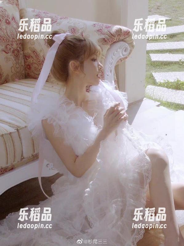 娱乐718 在娱乐718,上网红瓜的奇妙线路,瓜香四溢,让人一探究竟。
