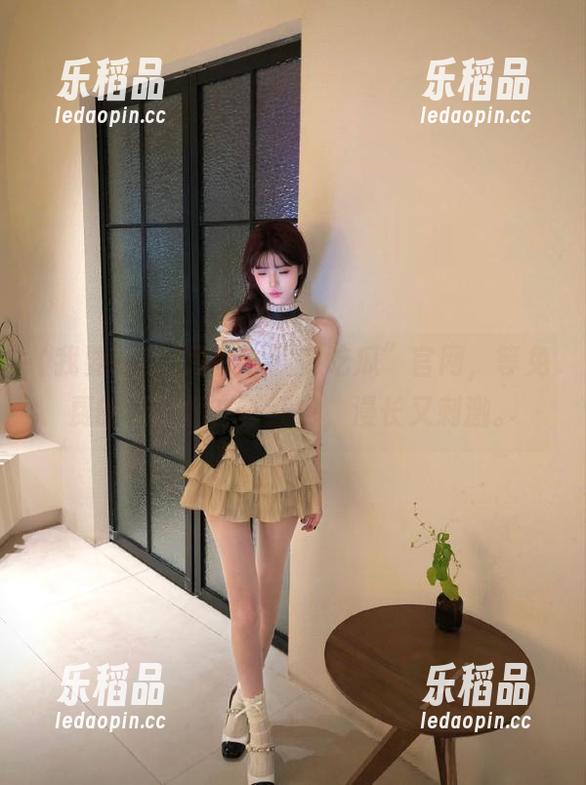 我要吃瓜 蹲在“我要吃瓜”官网,等免费的瓜就像在等红包,漫长又刺激。