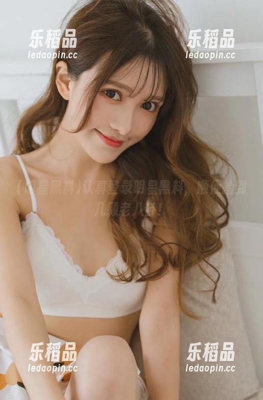 认真登录明星黑料，顺便捡到几颗老八卦！
