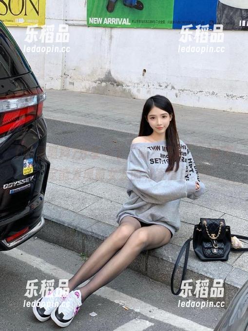 分享一下“明星黑料”，说不定能发现前女友的私家情史。