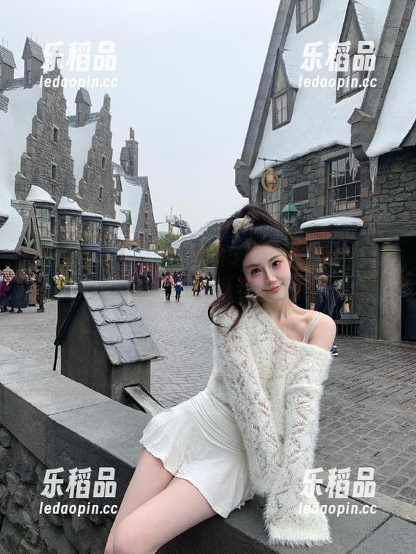 “每日黑料51”传送门：今天咱们又要打开疯狂的八卦箱子了，哈哈!