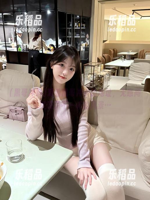 观看黑哥冲料的地址，无意间发现了不一样的风景…