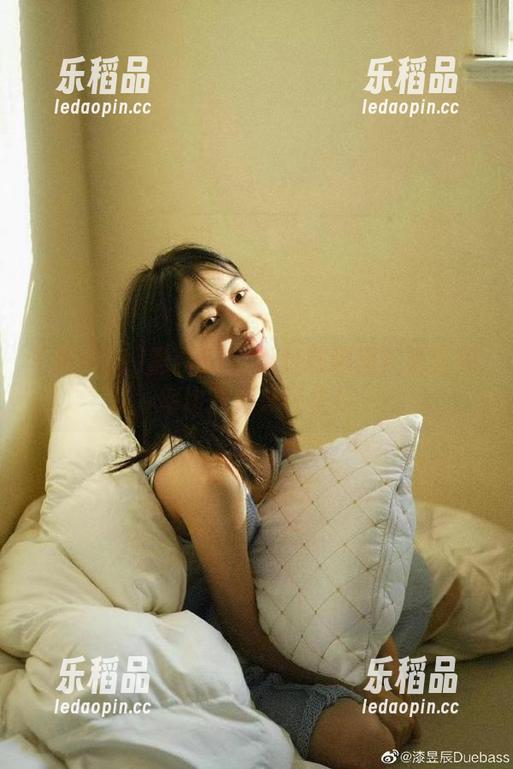 黑料51的地址在哪里？更新频率比我起床还快！