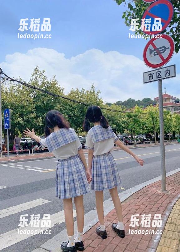 最近总爱逛“黑料不打烊155fun”网站，发掘那些令人瞠目结舌的花边新闻。