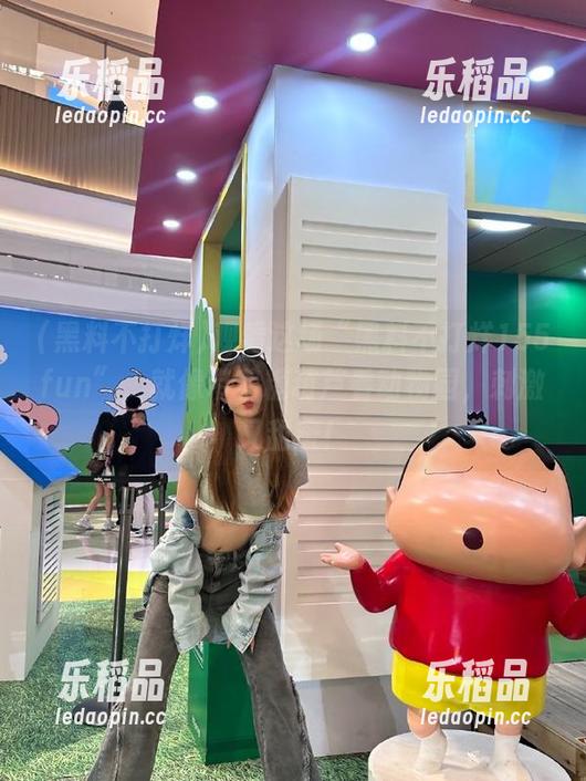 观看这场“黑料不打烊155fun”，就像带着糖葫芦看动物园，刺激又甜蜜！