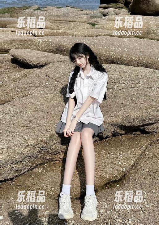 黑料不打烊 zztt11黑料不打烊入口开启:2025的第一瓜,有点酸!只要你想看!