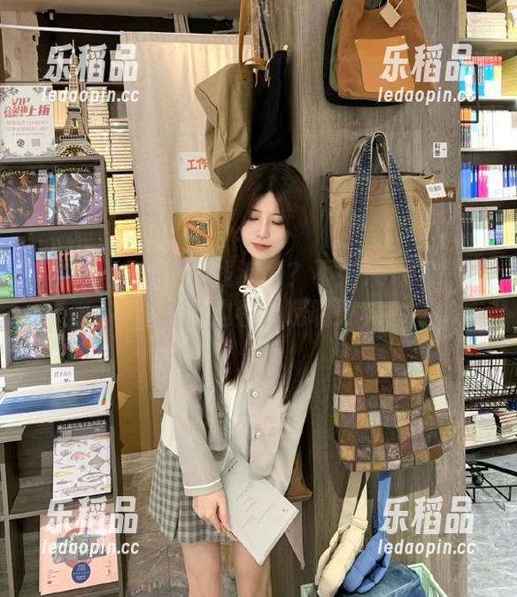在线追剧？不如来166黑料不打烊，边看边唠叨更爽！