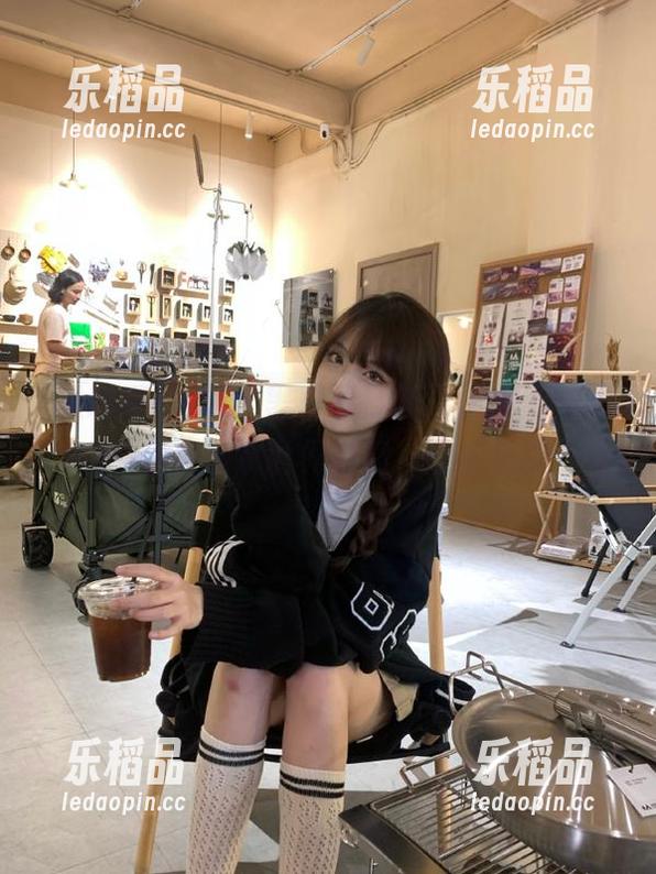 “黑料不打烊,万里长征传”：午夜发布水世界奇闻，等你来撩～