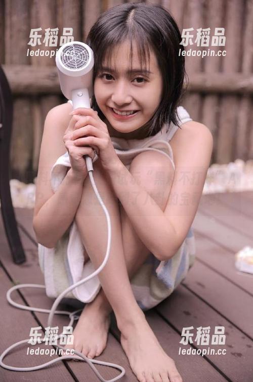免费试玩“黑料不打烊”APP，感觉像是踩到了八卦的宝藏地！