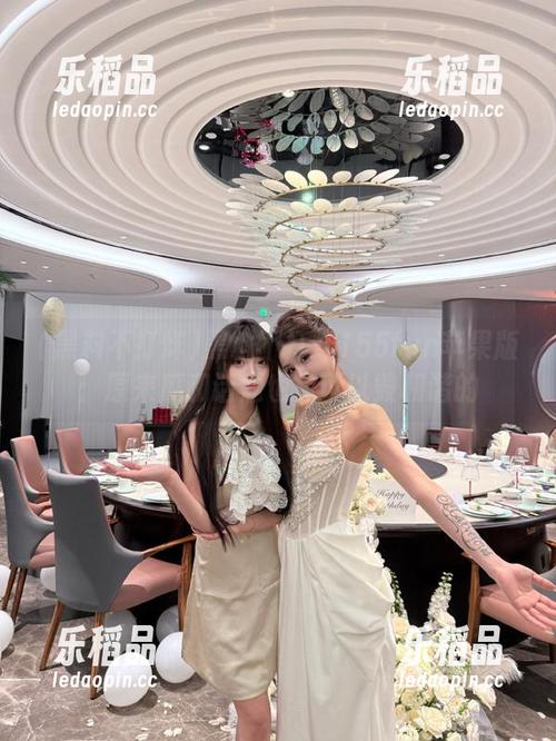 黑料不打烊 黑料不打烊155fun苹果版:原来瓜和话题也是可以毁和谐的
