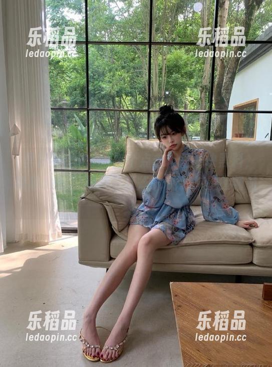 每个点击都是一块黑料，跟随zzzttt黑料不打烊so的导航链接畅游！