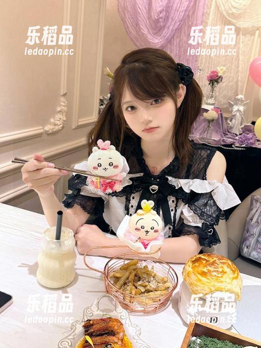 想吃瓜？来zzzttt黑料不打烊so，最新导航总能带你上“爆”点！