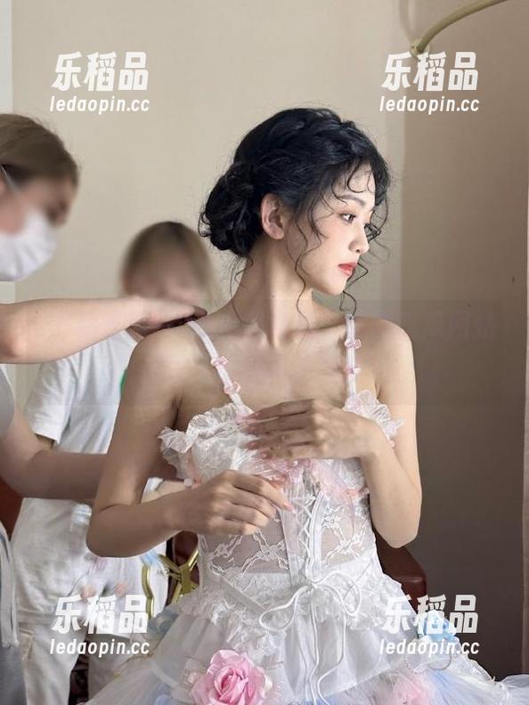 黑料吃瓜网 甭向我负责,黑料吃瓜网站在线,各种八卦云集!