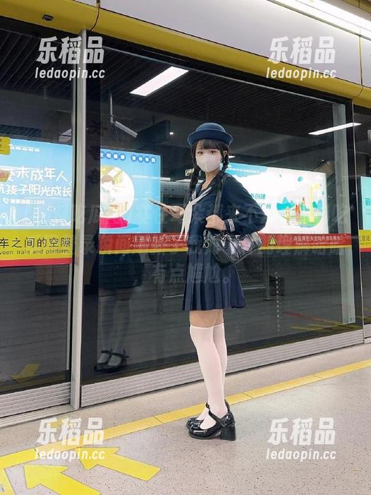 黑料吃瓜网 塞住耳朵都来不及,黑料吃瓜网登录瞬间刷新了我对事件的理解哈哈,有点尴尬。