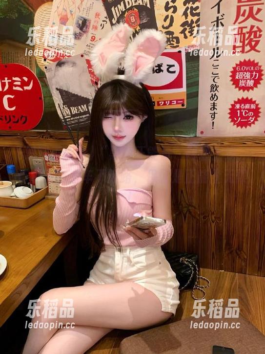 “黑料正能量”网址上线，带你飞！上车不迷路，保证是正能量无限！