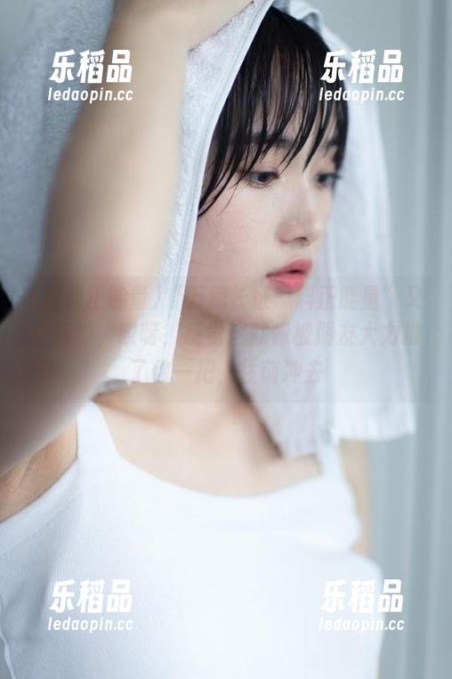 黑料正能量 “万篇长征黑料正能量”又更新啦,哎呀,感觉这就像被朋友大力推了你一把,往前冲去