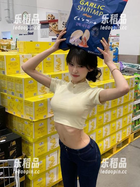 黑料爆料网 真心建议大家下载黑料爆料网,一边吃零食一边遛狗,心情棒!