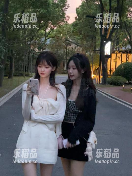 看着黑料网首页的热门事件，我这码字的手已经忍不住要抖动了！