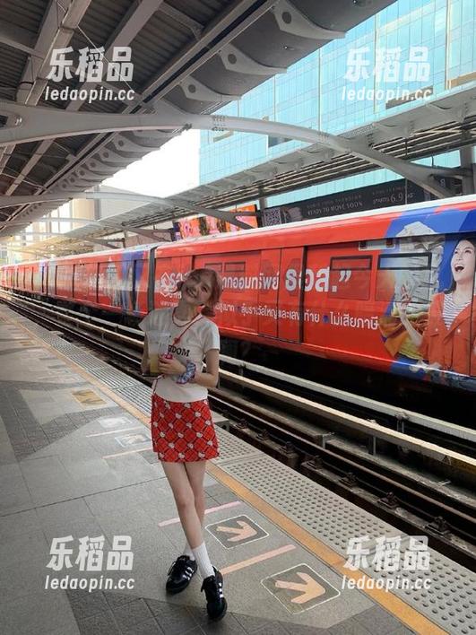 又在ios黑料网里刮起今天的风，整个一场迷雾，似乎又有什么暗涌的波澜？