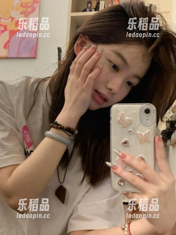 别担心，“黑料网址”上有不少免费基金—心理黑料之类的，快来！