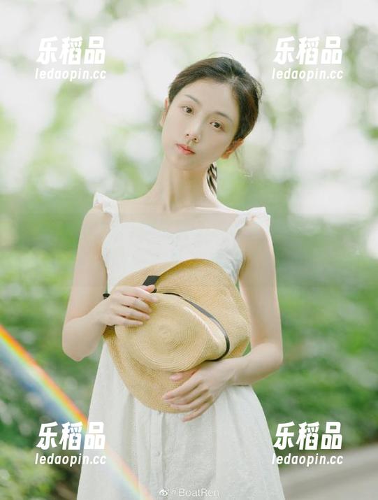 登录黑料老司机，带你体验不打烊的黑与正能量的欢闹!