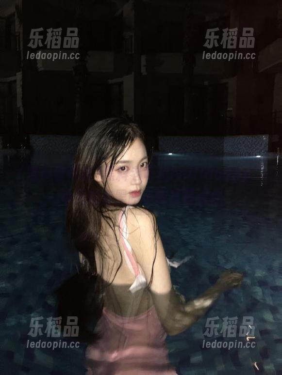 黑料老司机heiliaoapp，每天都有黑暗小惊喜等着你